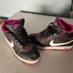 Women’s 9 Nike